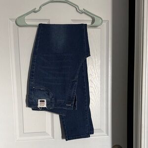 Martin Stylish Indigo Women's Straight Leg Jeans